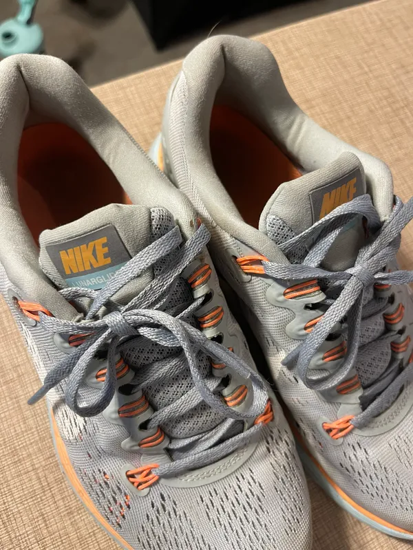 Nike Sneakers - Image 3