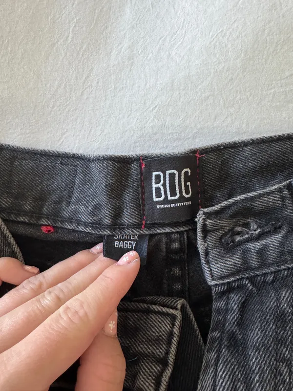 BDG Black Skater Baggy Jeans - Image 5
