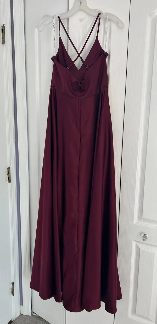 David's Bridal Dark Red/maroon Satin Dress - Image 4