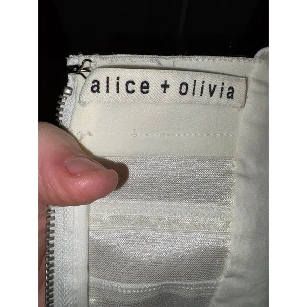 Alice + Olivia‎ White Eyelet Lace Crop Top Puff Sleeve Lace Up likely size XS - Image 7