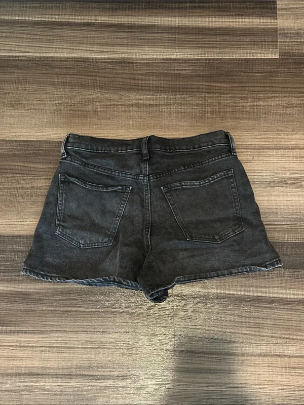 Old Navy Black Sky-Hi A-Line Denim Shorts - Image 3