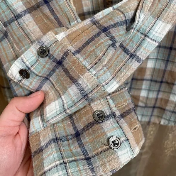 Gimmicks by BKE Neutral Color Plaid Lace Up Front Shirt Oversized Small - Image 6