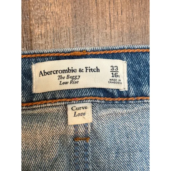 Abercrombie & Fitch Curve Love The Baggy Low Rise Jeans 33 16R Medium Wash - Image 3