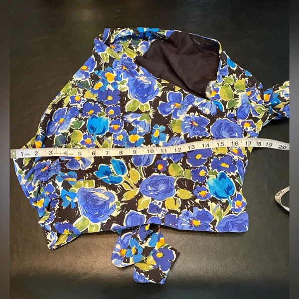 Zara Floral One-Shoulder Blouse - size M - Image 9