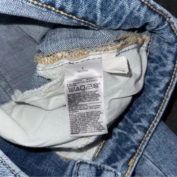 Old Navy Extra High Waisted Straight Jeans Women’s 6 Secret Smooth Pockets - Image 8