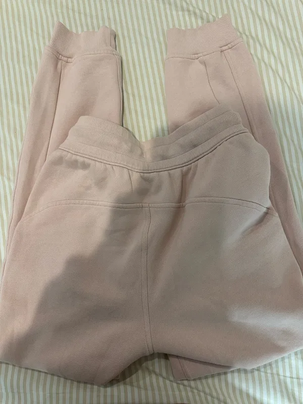 Lululemon - Image 3
