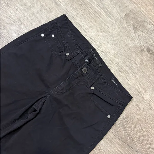 •Calvin Klein Jeans• Skinny Crop Pants - Image 3