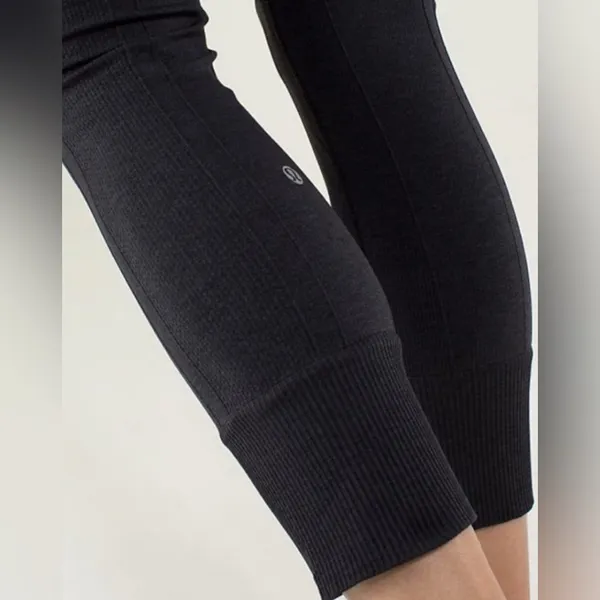 Lululemon Seamless Ebb To Street leggings Heathered Grey/Black - Image 4