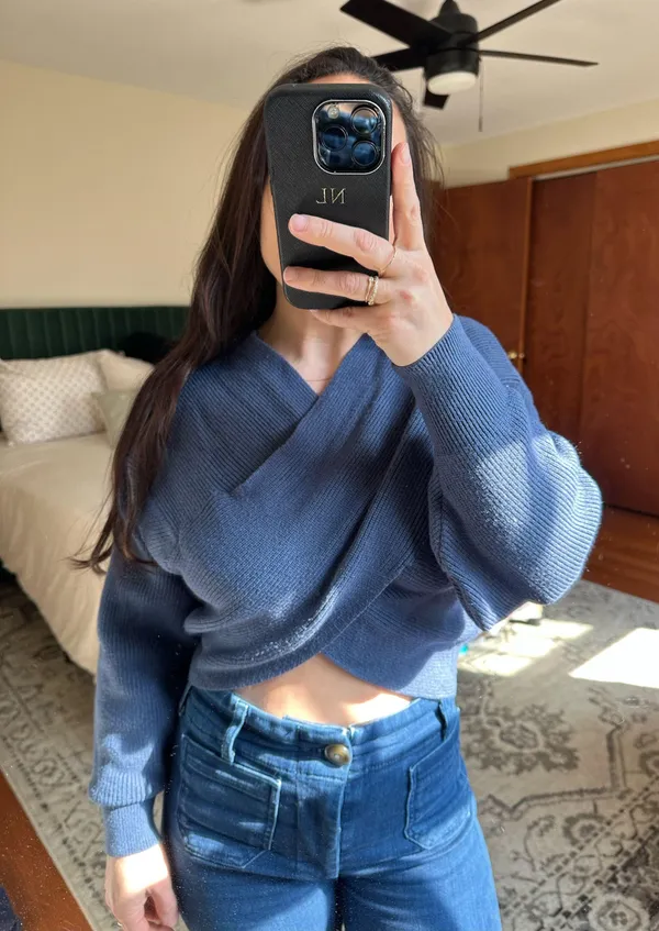 Cropped Sweater Blue - Image 4