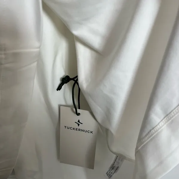 NWT Tuckernuck workout top. - Image 5