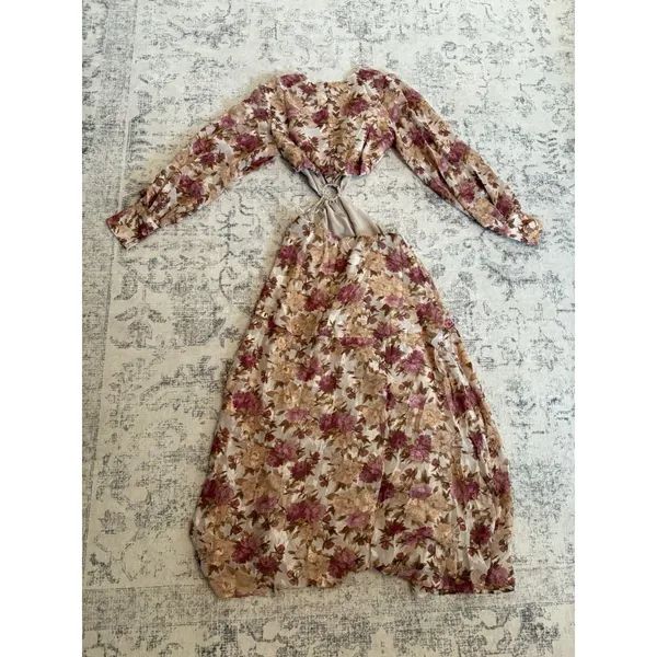 En Saison Lissandra Midi Dress Pink Floral Size Small NWT Long Sleeve Cut Out - Image 5