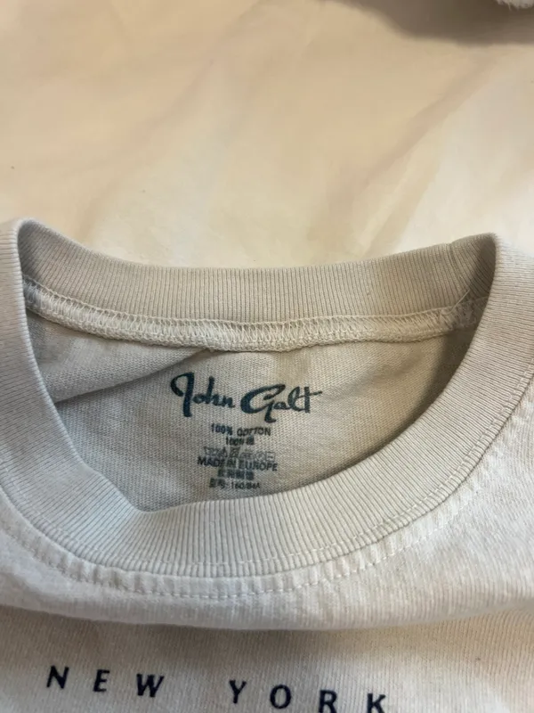 Brandy Melville John Galt New York Sound Of Money T-Shirt - Image 5