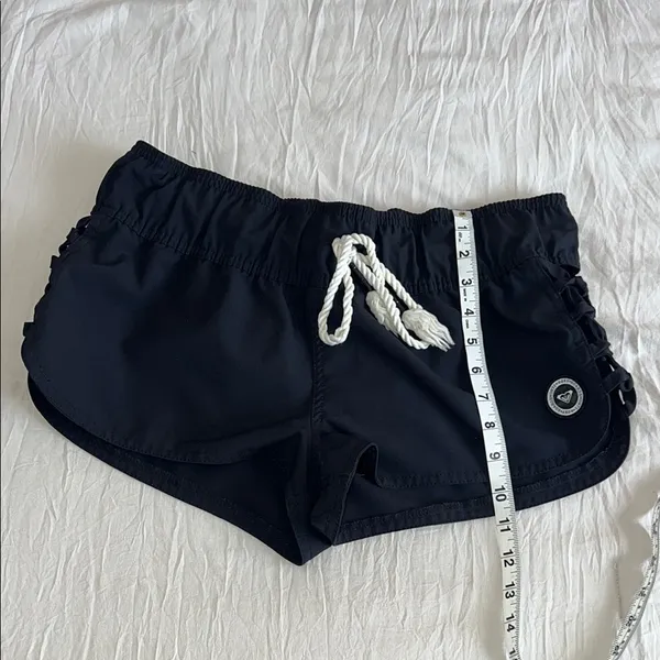 Roxy Black and White‎ Athletic Shorts with Drawstring Waist - Image 6