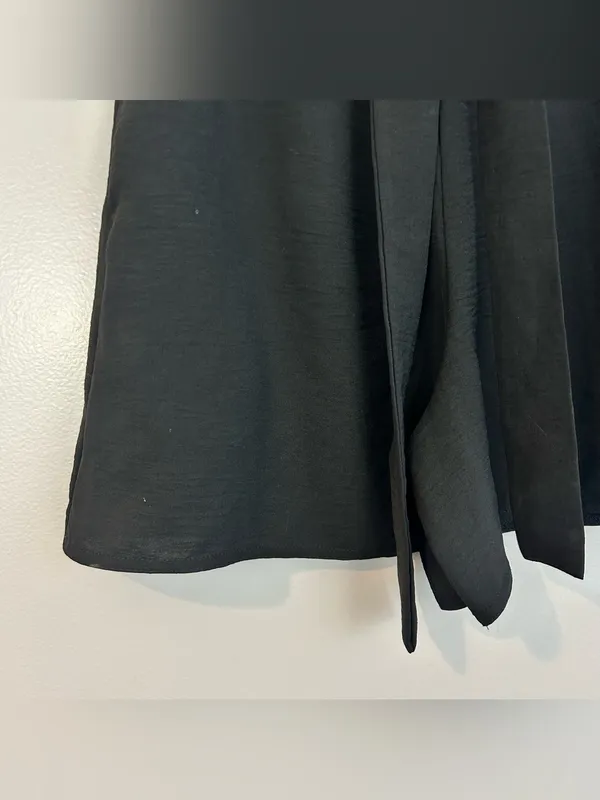 NWT H&M Black Tie Waist High Waist A-line Shorts SIze Small - Image 4
