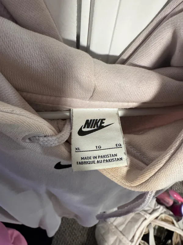 Nike Hoodie - Image 3
