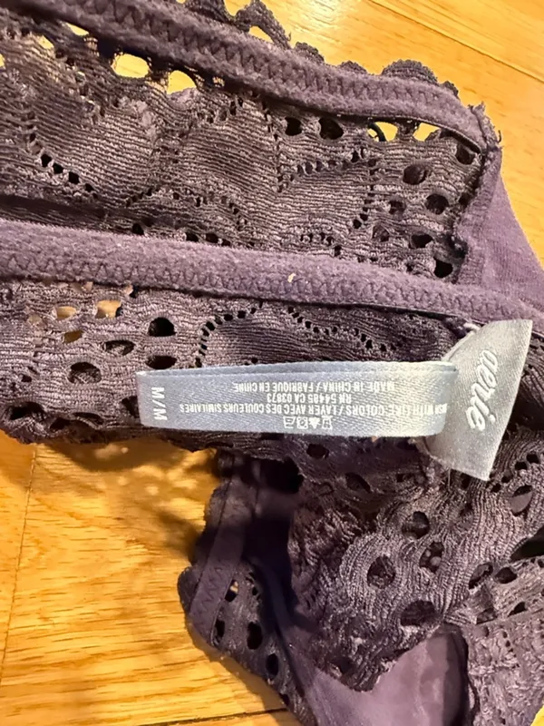 Aerie purple lace Bartlett size medium. - Image 4