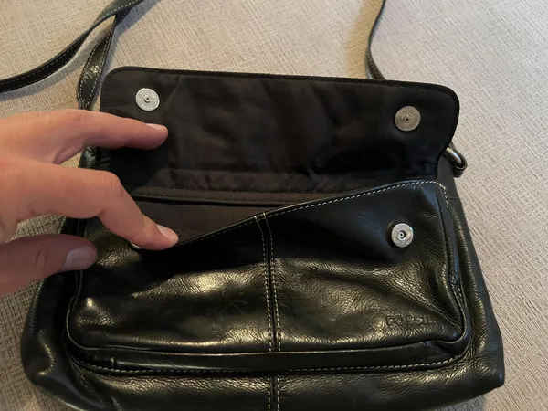 Fossil Crossbody Bag Womens Leather Organizer Purse Adjustable Strap Multiple Po - Image 13