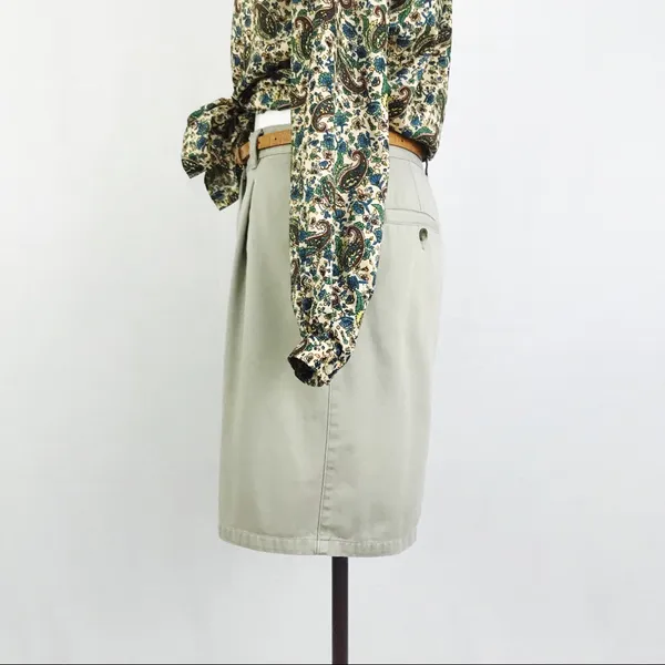 Vintage Ralph Lauren High-Waisted Cotton Shorts | Size 6 - Image 5