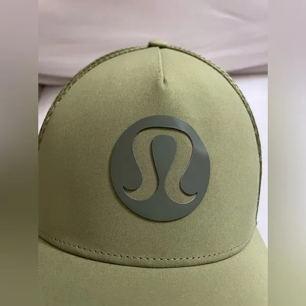Lululemon NWT Trucker Hat Cap Bronze Green Size S/M - Image 5