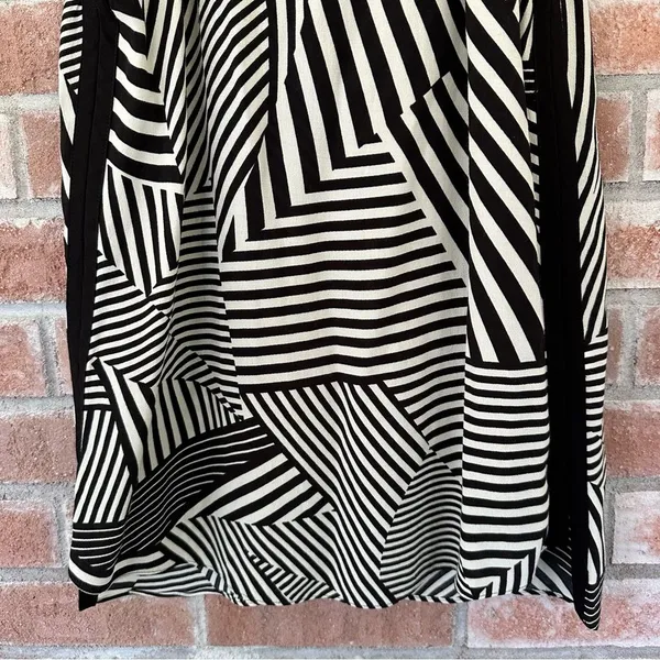 Zara Abstract Striped Tie Back Tank Top NEW Women’s XS Black White - Image 3