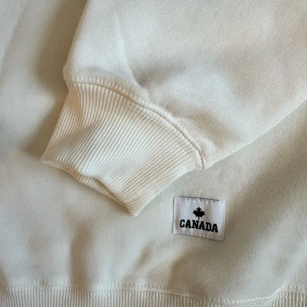 Canadian Vintage Clothing Co Quebec Est 1608 Cream Sweatshirt Medium NWT - Image 9