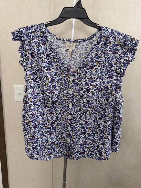 St. John's Bay White Floral Button-Front V‑Neck Blouse - Image 2