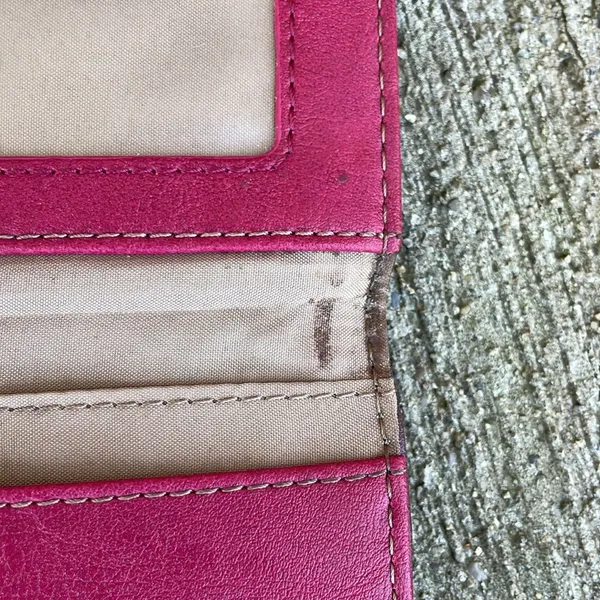 Relic Fossil Wallet Love Birds Pink Trifold Billfold - Image 6