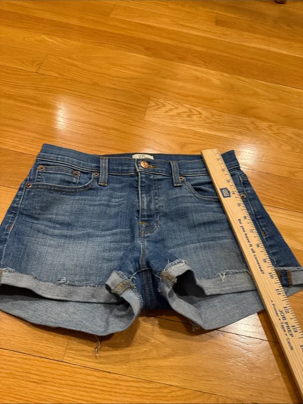 J.Crew women’s jeans shorts size 26. - Image 5