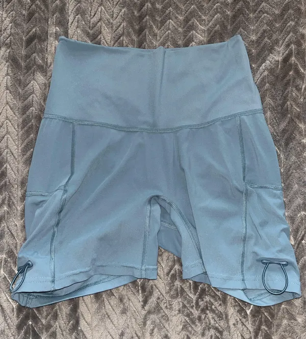 Gymshark Legacy Shorts Tight - Image 2