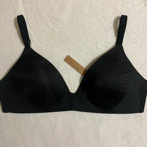 SKIMS Wireless Bra 36DD - Image 2