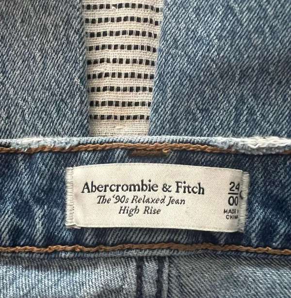 Abercrombie Jeans - Image 3