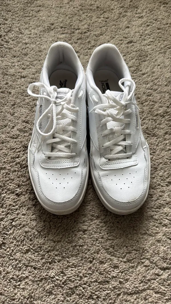 Reebok Sneakers Women’s - Image 2