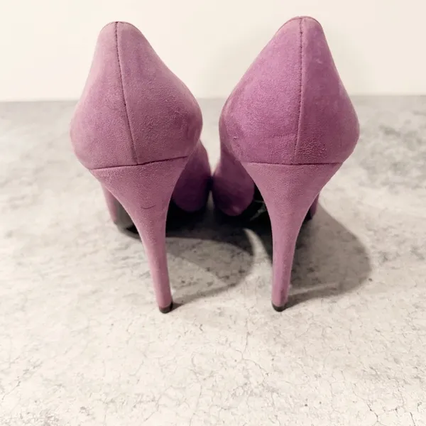 Giorgio Armani Suede Purple Suede‎ High Heels asymmetrical pointed Pump Size 40 - Image 7
