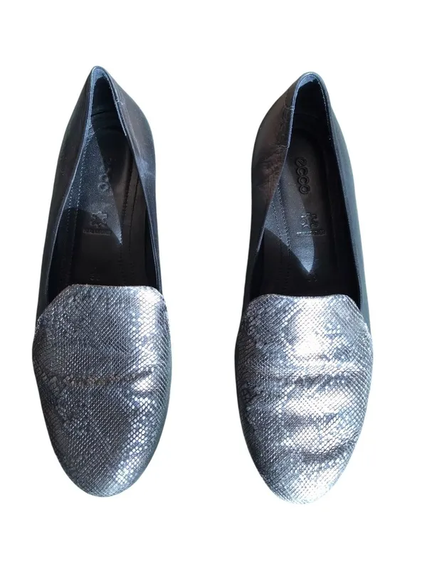 Ecco Black and Silver Snakeprint Flats - Image 4