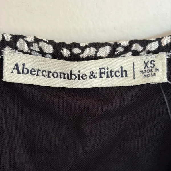 Abercrombie‎ & Fitch Womens Pebble Print Tie Front Crop Top Black White XS NWT - Image 4