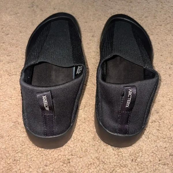 Arc'teryx Kragg Slip On Flexible Knit Vibram Sole Shoes Black 8.5 - Image 3