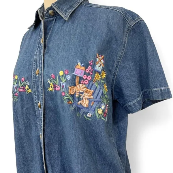 Floral Cat Embroidered Denim Shirt Small Jean Short Sleeve Boho Cottagecore - Image 4