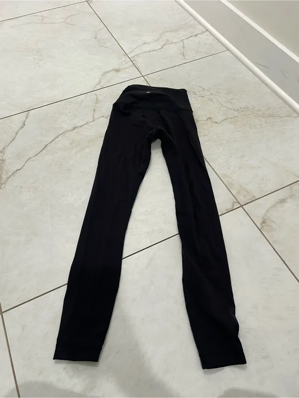Lululemon Black Wunder Train High-Rise Tight 25" Size 0 - Image 3