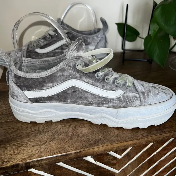 Vans Old Skool Ultracush Velvet Women 8.0‎ Shoes Gray Lace Up Platform Sneakers - Image 8