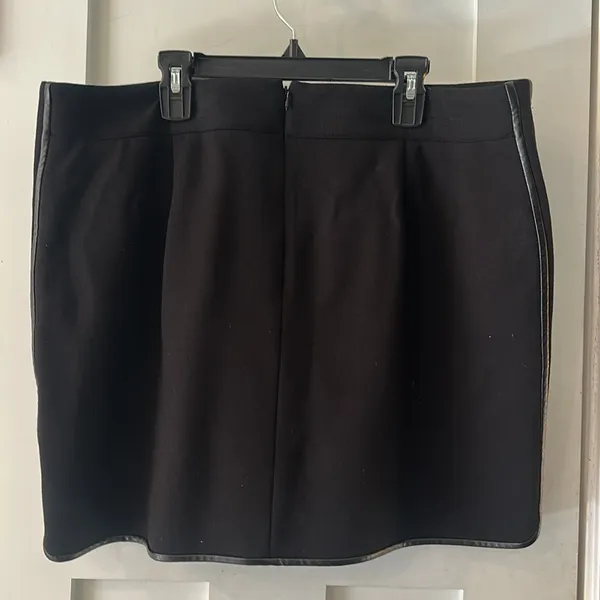 White House Black Market Black‎ Mini Skirt Size 14 - Image 6