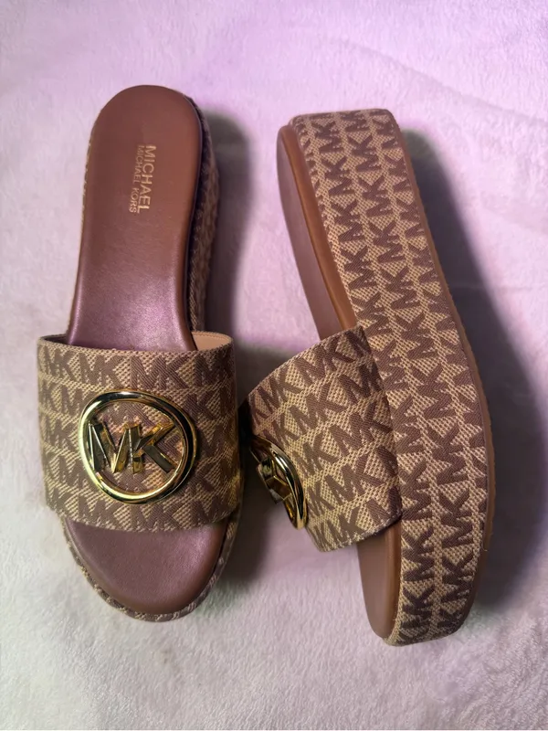 MICHAEL Michael Kors Brown Monogram Platform Slide Sandals with Gold Logo - Image 6