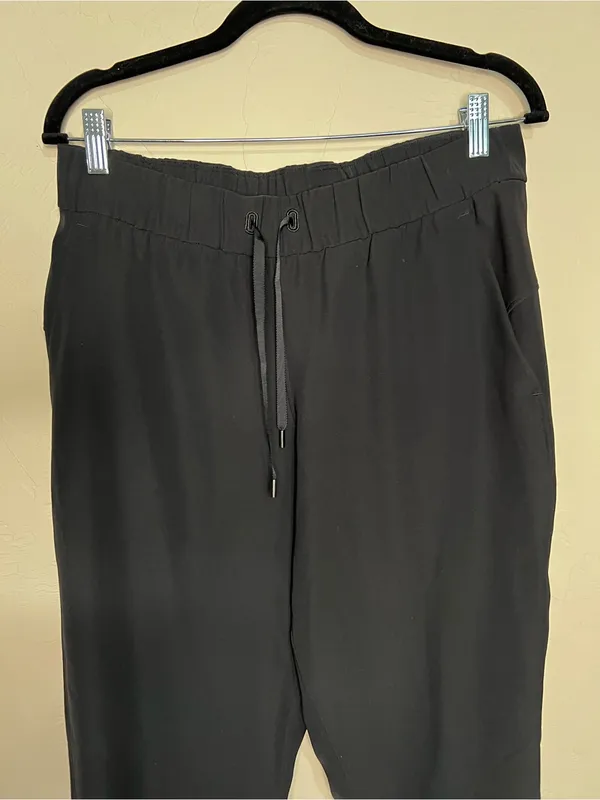 Lululemon On The Fly Black Athletic‎ Joggers - Image 3