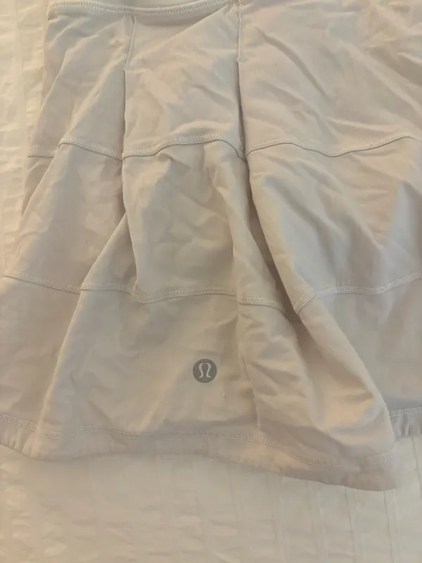 White Lululemon Skirt 4 Tall  - Image 5