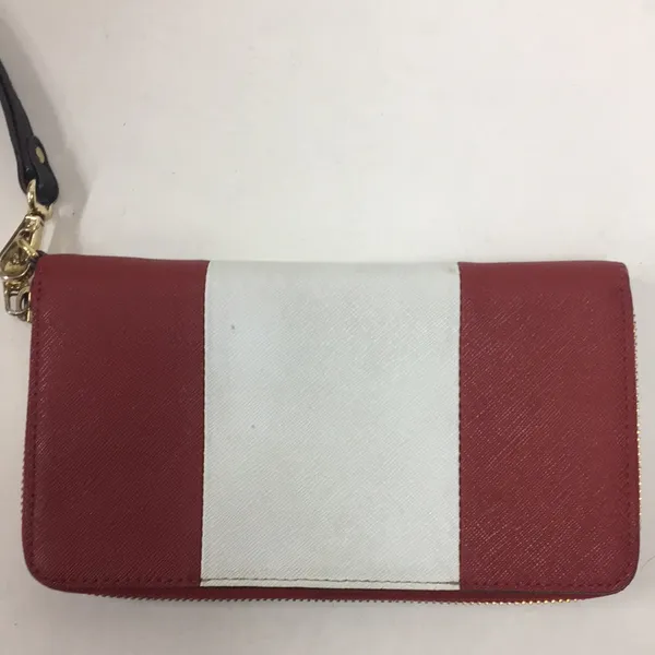 FINAL MARKDOWN Ladies’ Michael Kors Wristlet - Image 4