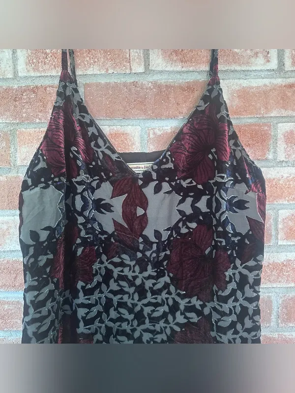 Abercrombie Velvet Slip Dress Women’s Medium Dark Romantic Witchy Vampire Gothic - Image 3