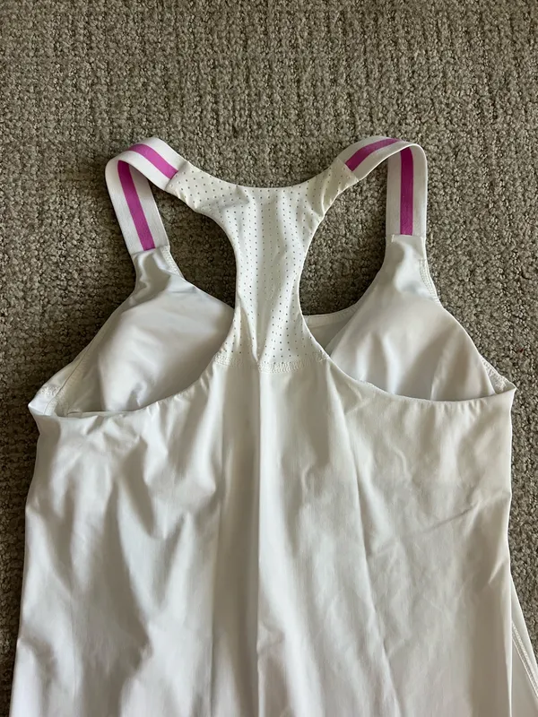 Trina Turk Dress size small - Image 8