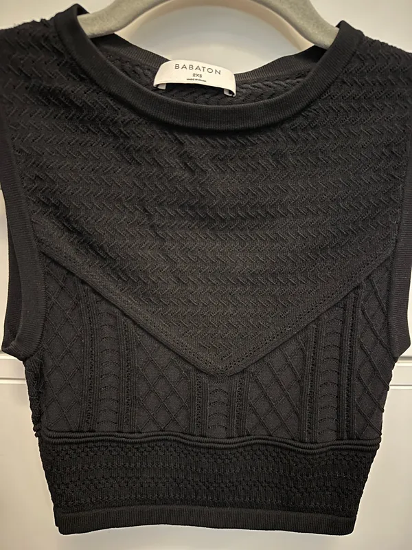 Aritzia Babaton Crop Sculpt Knit Tank - Image 3