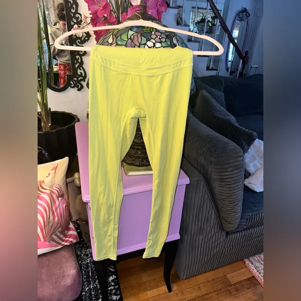 Paragon NWOT RecStretch™ Levitate Sculptseam® Plus Legging In Lemon Lime $88 MSRP - Image 8