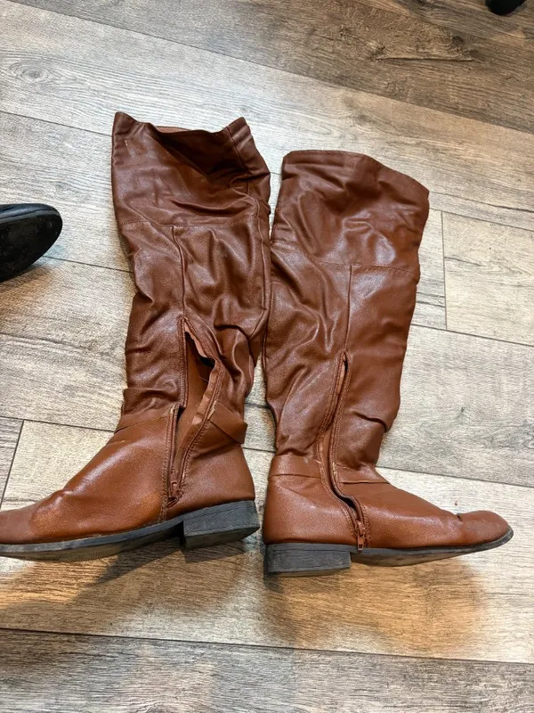 Womens Brown Leather 7W Over the Knee Boots - Image 2