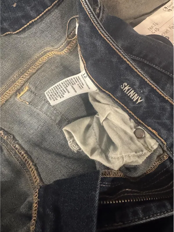 American Eagle Skinny Jeans Size 12 Regular [COPY] - Image 6
